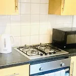 Spacious 2 Bedroom Apt Newcastle Upon Tyne