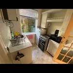 2 Bed Full House With Private Summer Garden