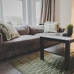 Kensington House By Warren Collection