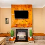 City Home 2Bed Wi-Fi Garage Parking Free Snacks