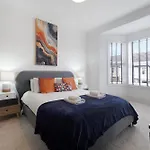 New! 2Br In Biddlestone Road