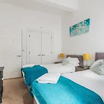 Stay In | Newcastle Higham Place