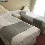 Clifton House Hotel