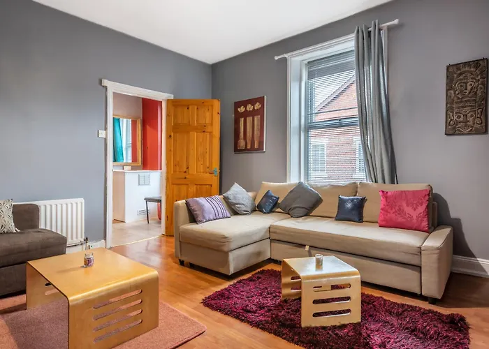 City Centre Super Spacious Apartments Free Parking And Wi Fi