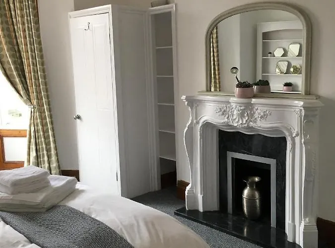 West Jesmond Upper Apartment