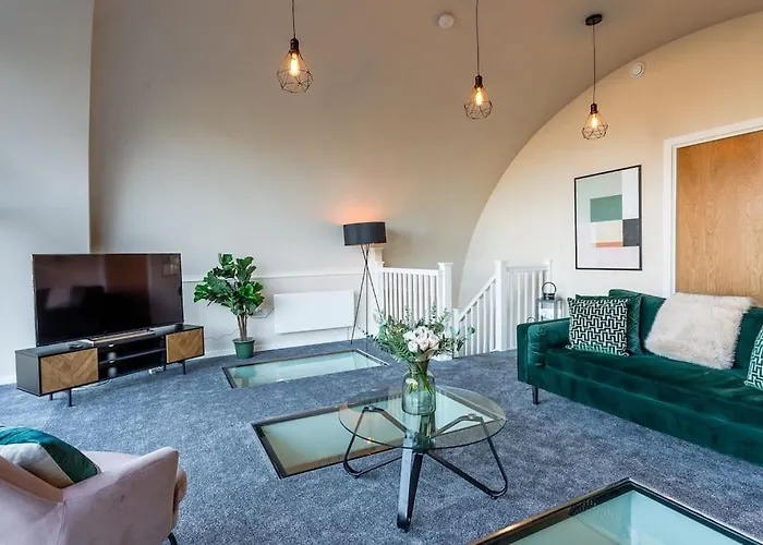 Stylish Duplex 5 Min From Centre