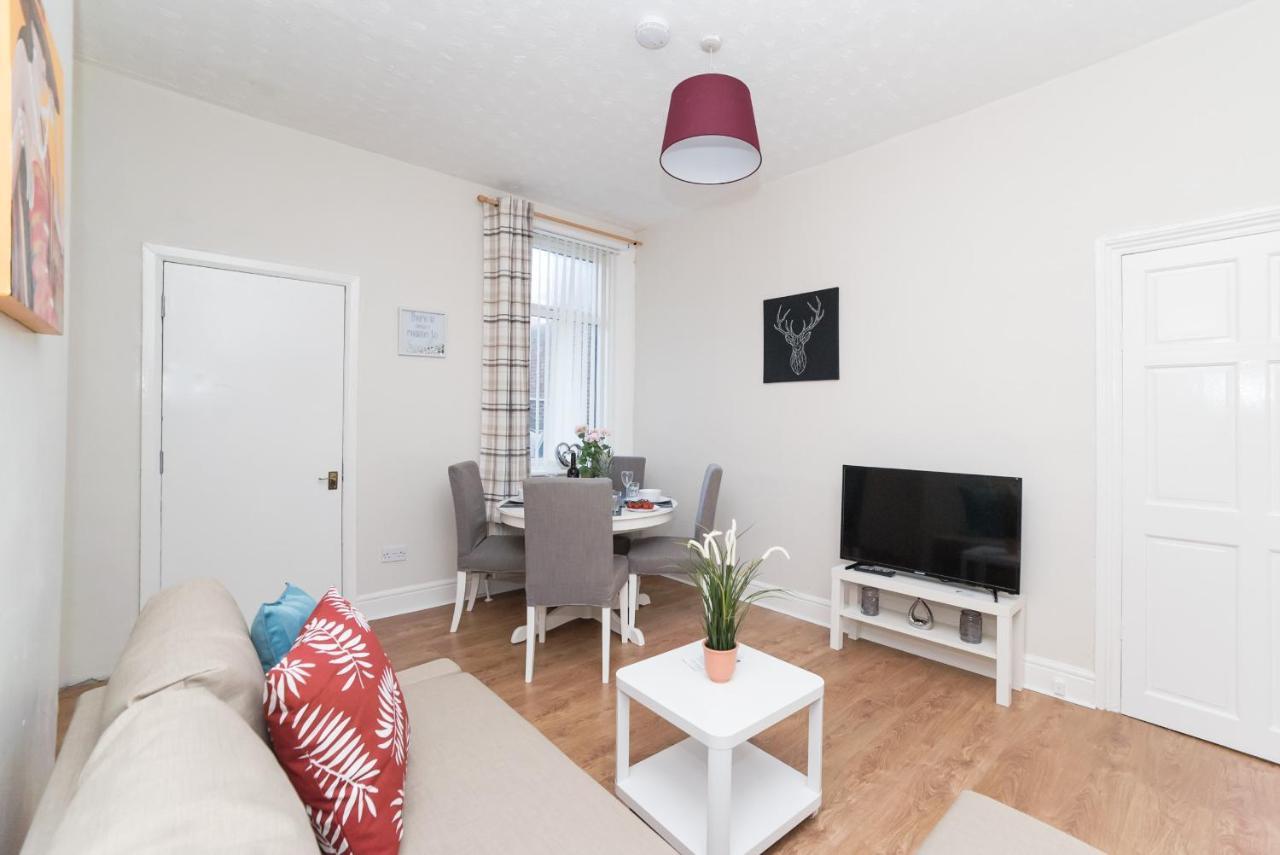 Beautiful Tamworth 2 Bedroom * Newcastle upon Tyne