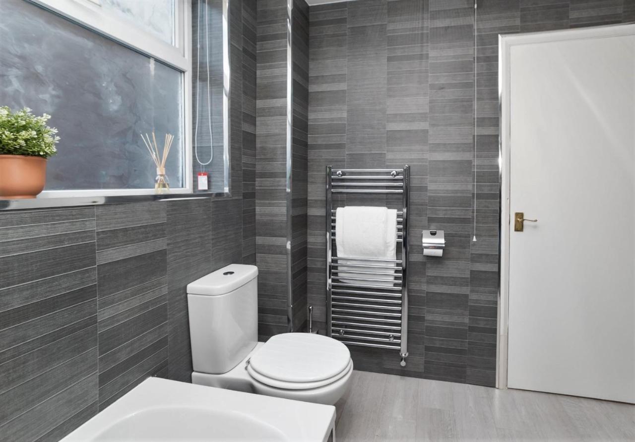 Apartment Beautiful Tamworth 2 Bedroom Newcastle upon Tyne