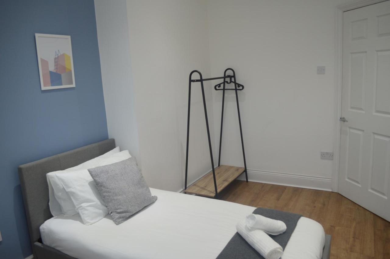 Apartment 9 Bed House Newcastle upon Tyne