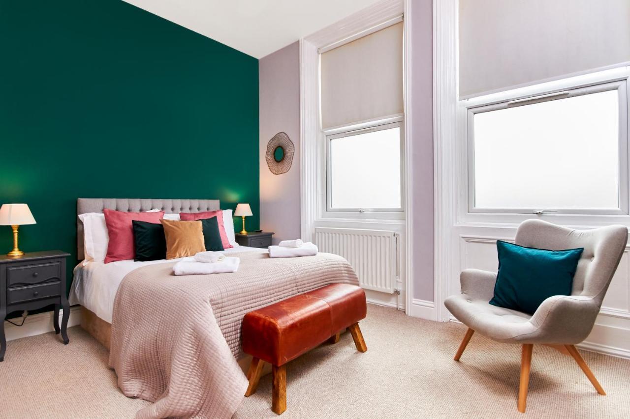 Apartment Lovely Abode In - Sleeps 4 - Ground Floor *
