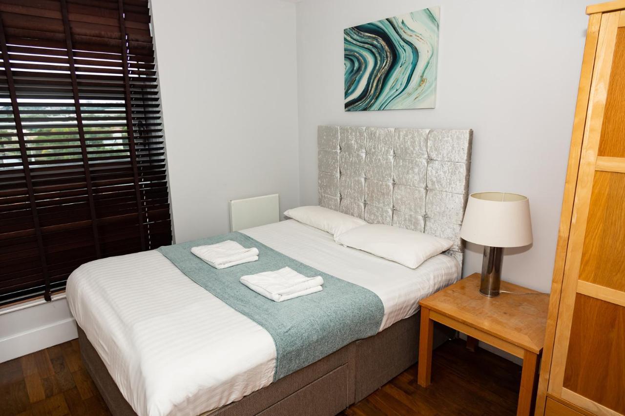 Apartment Aa Lets Road *
