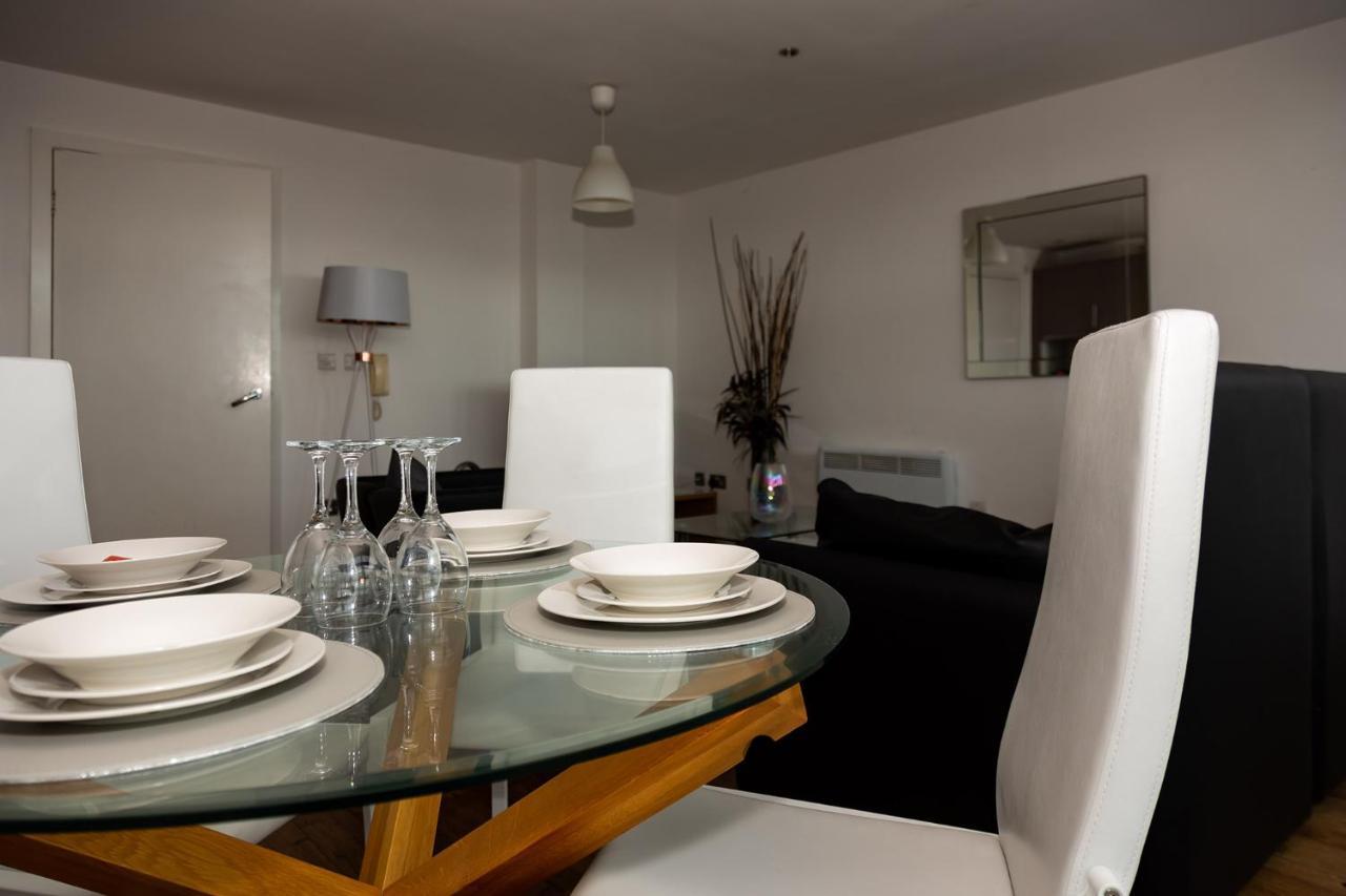 Apartment Aa Lets Road *