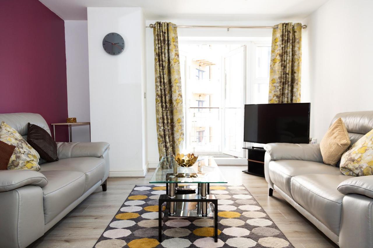 Aa Lets Friars Apartment *