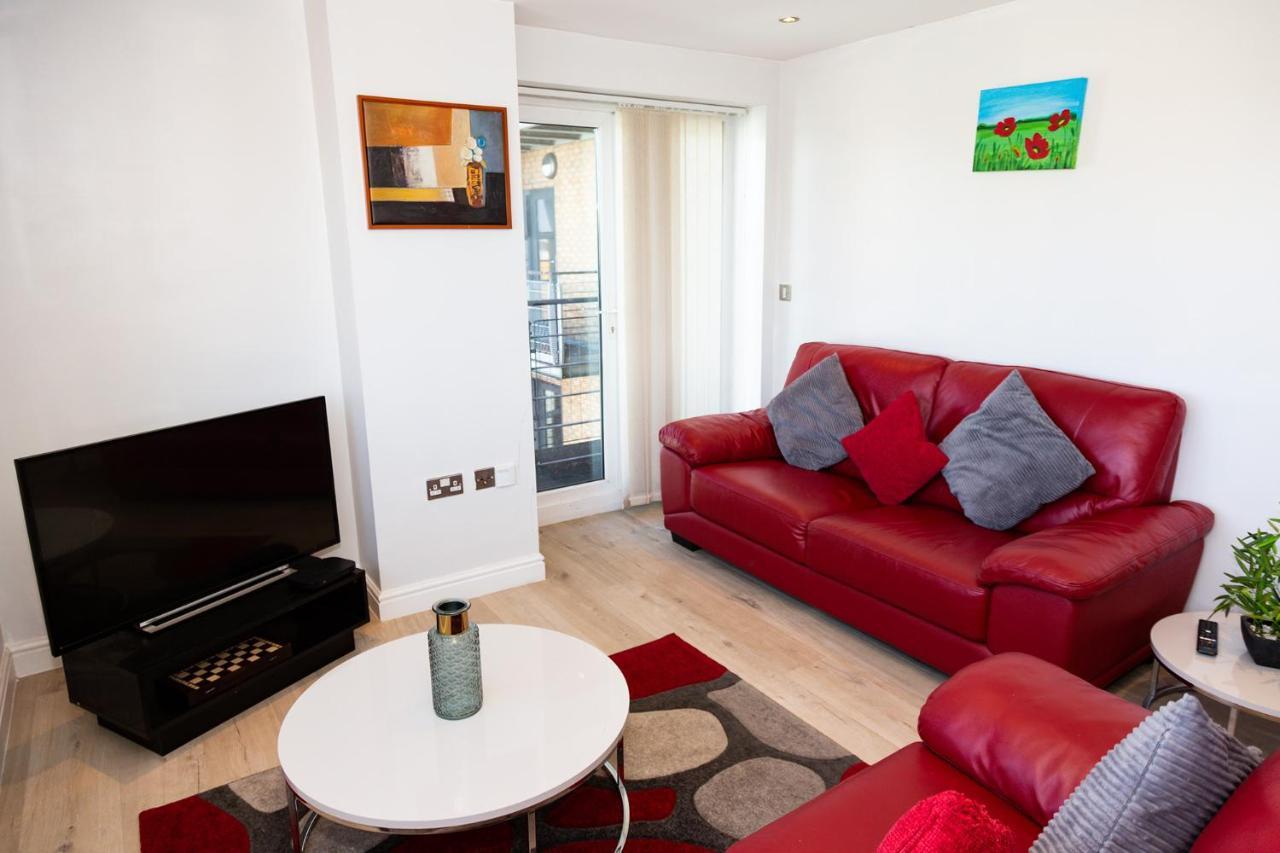 Aa Lets Friars Apartment