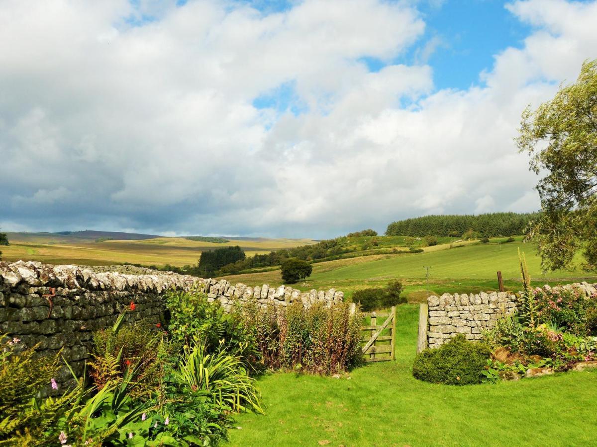 - - Hadrian's Dark Sky Outpost. Holiday home *