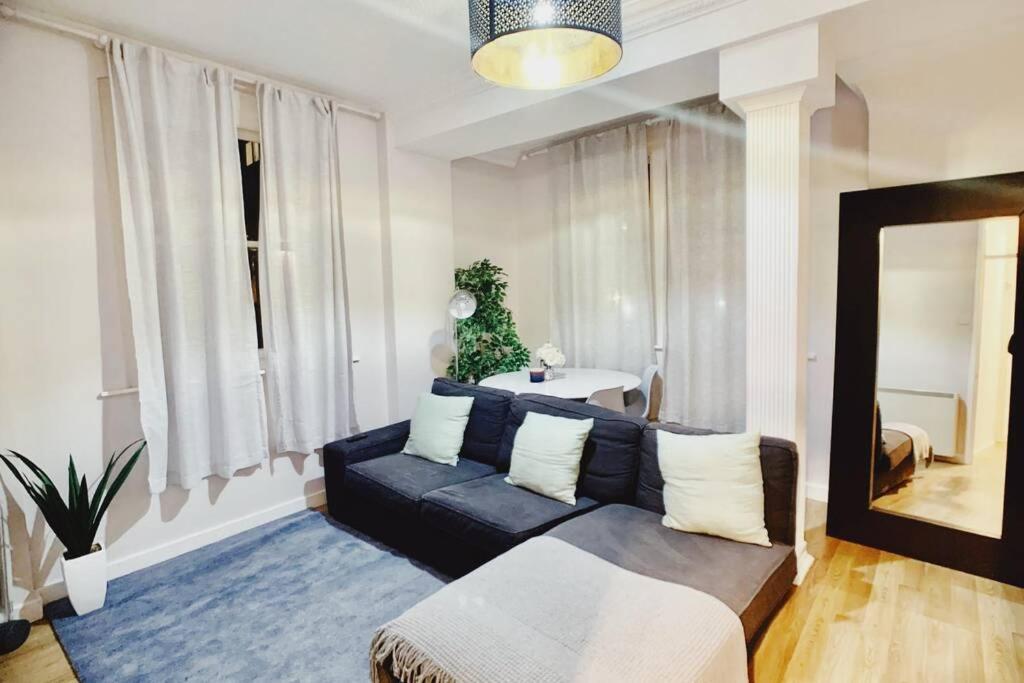 Apartment 3 Bed City Centre Serviced - Sleeps 7