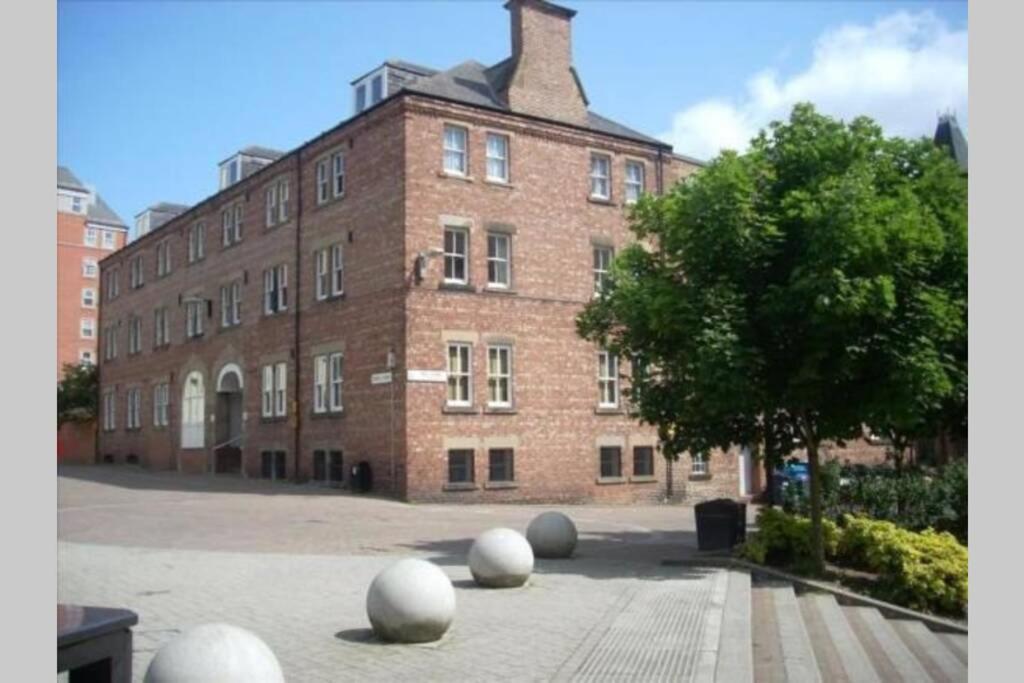 Apartment 3 Bed City Centre Serviced - Sleeps 7 Newcastle upon Tyne