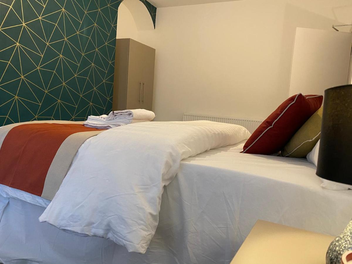 Apartment Heaton Park Road Professional Lets *
