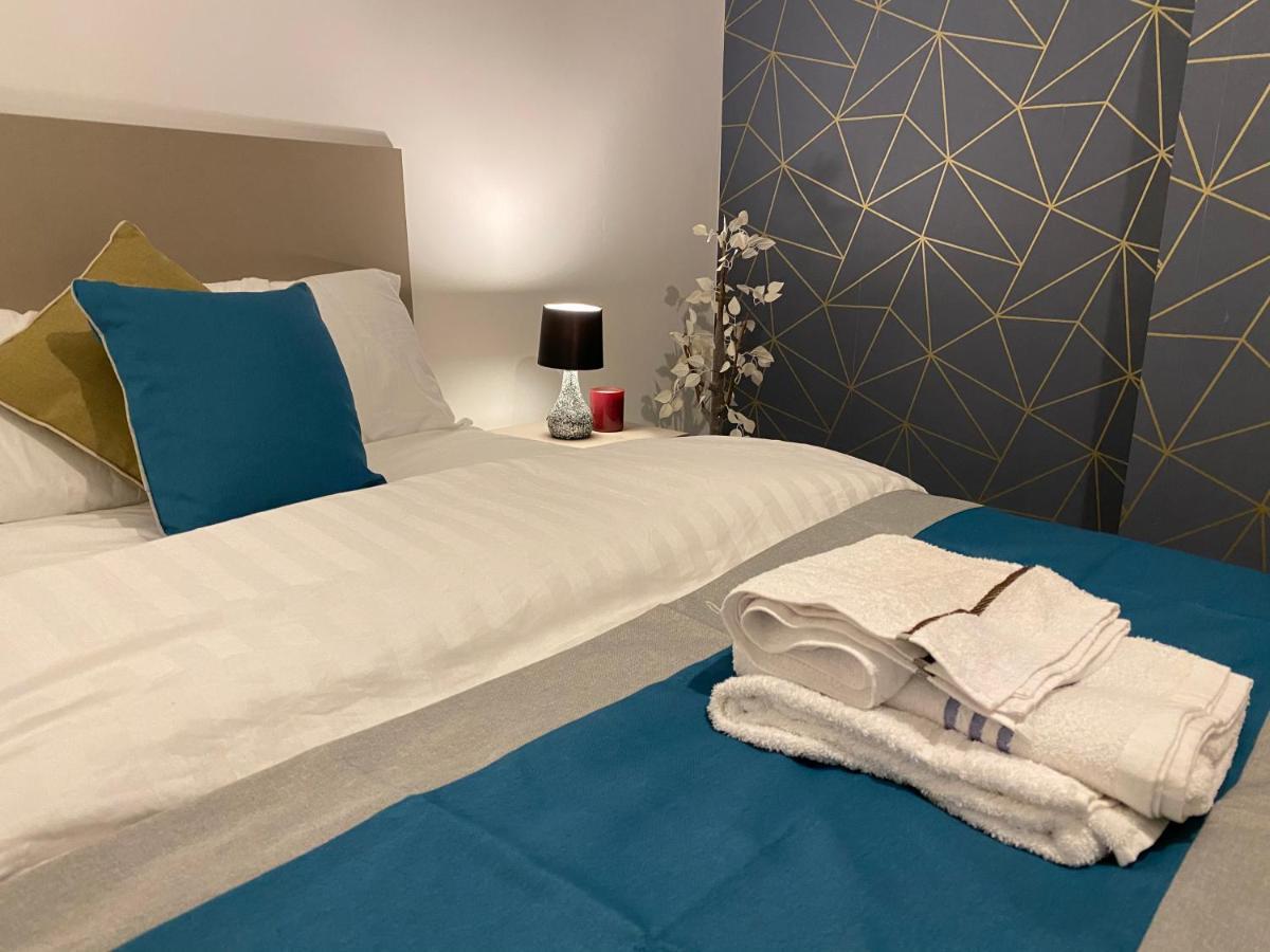 Heaton Park Road Professional Lets Apartment