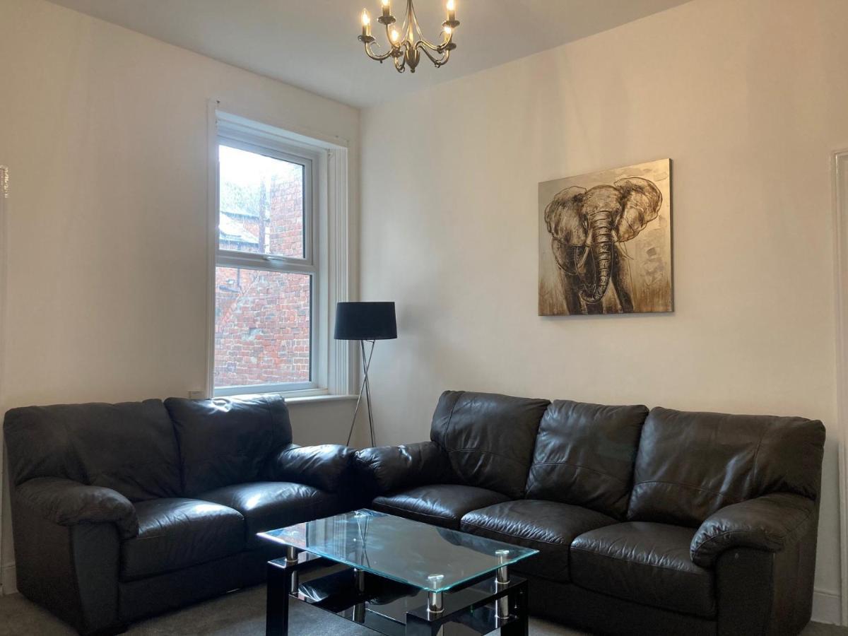 2 Bedroom Apartment, Jesmond - Great Location! Apartment