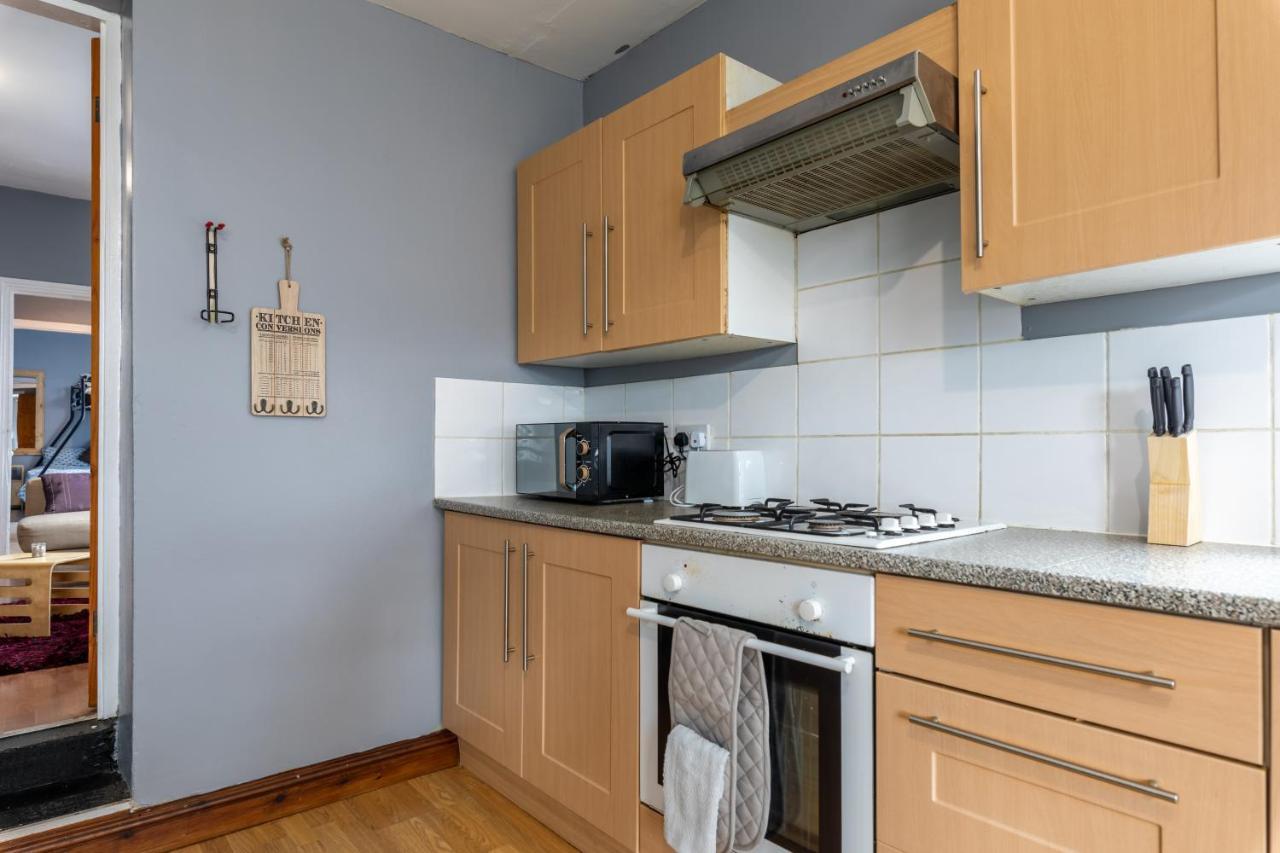City Centre Super Spacious Free Parking And Wi Fi