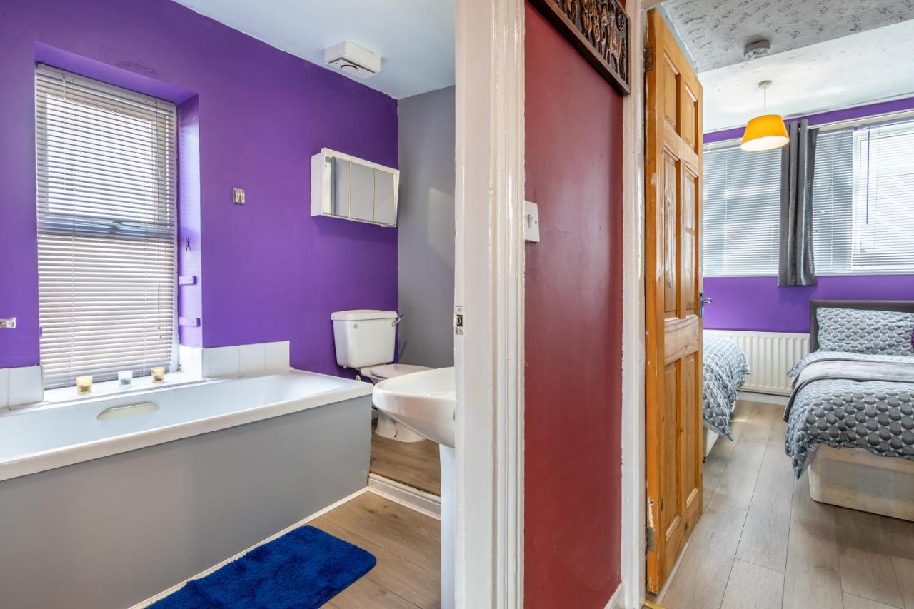 Apartment City Centre Super Spacious Free Parking And Wi Fi Newcastle upon Tyne