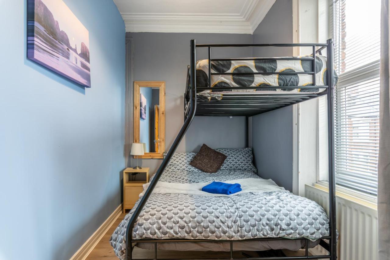 Apartment City Centre Super Spacious Free Parking And Wi Fi Newcastle upon Tyne