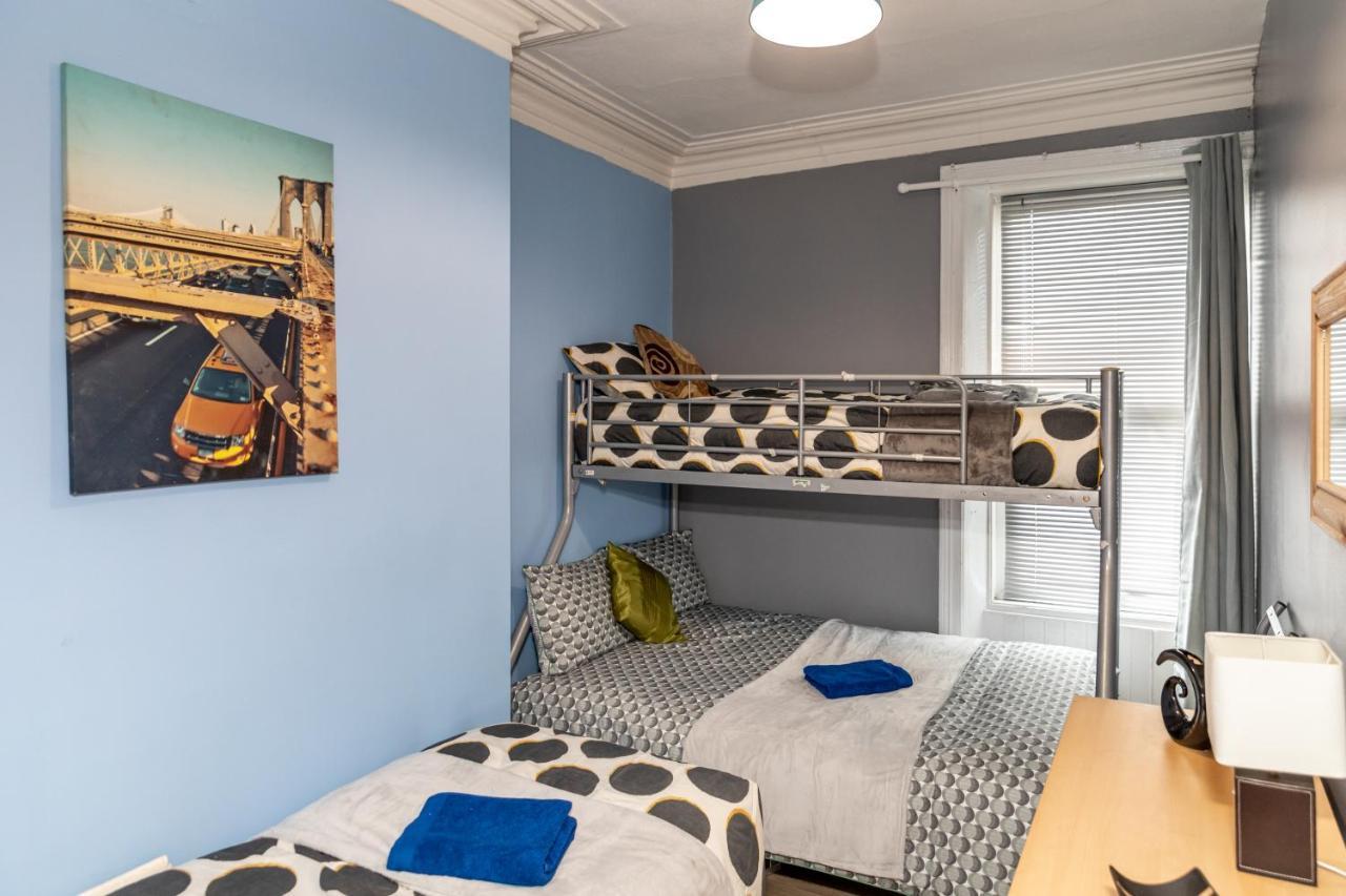 Apartment City Centre Super Spacious Free Parking And Wi Fi *