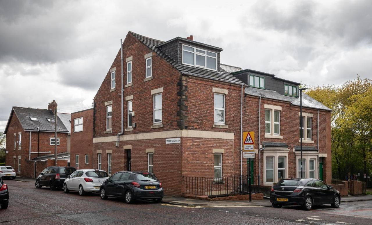 City Centre Super Spacious Free Parking And Wi Fi Apartment
