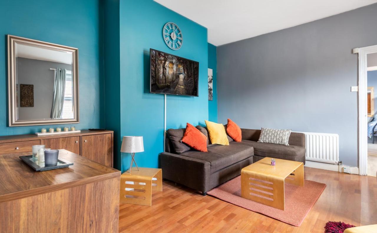 City Centre Super Spacious Free Parking And Wi Fi