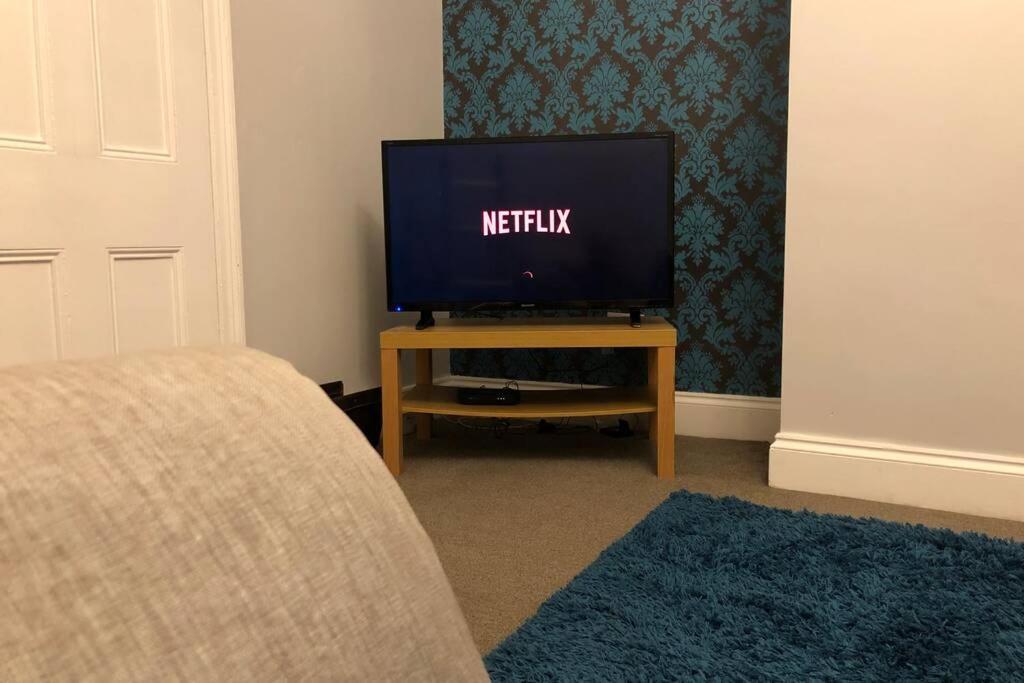 Cosy 2 Double Bed Flat With Great Links In Lovely Area Apartment *