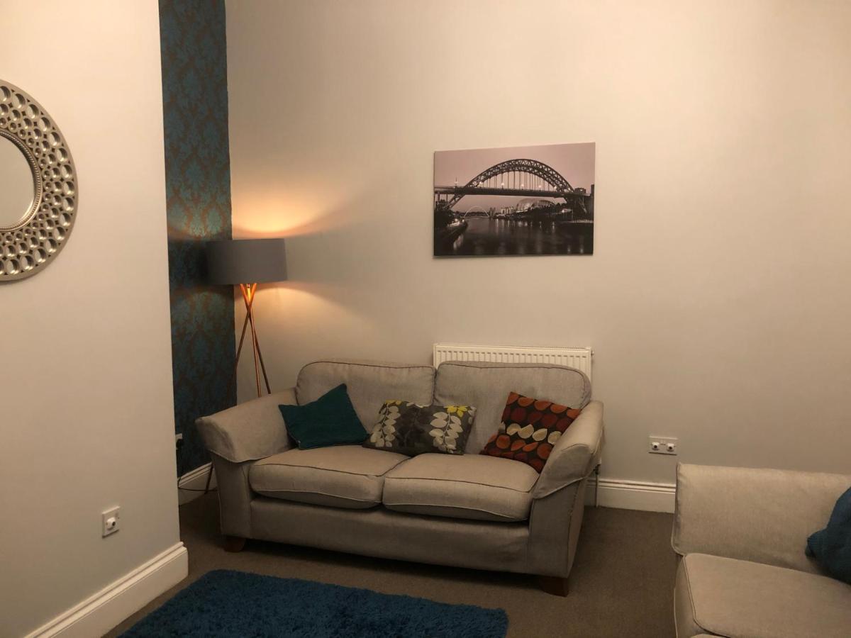 Cosy 2 Double Bed Flat With Great Links In Lovely Area *