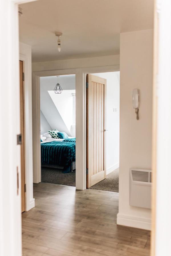 Apartment Short Stays Away 200 *