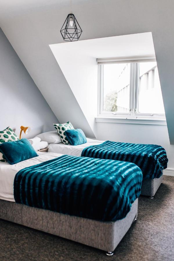 Apartment Short Stays Away 200 *