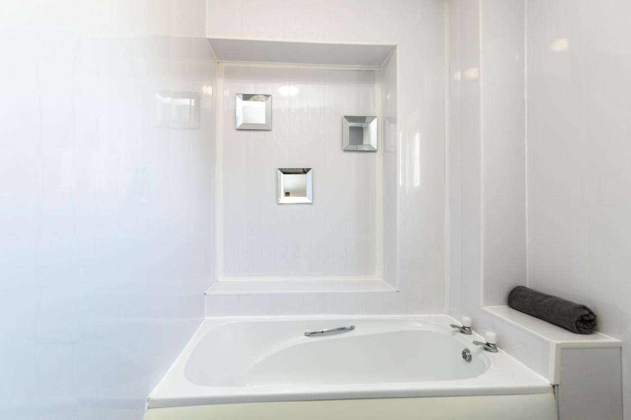 City Centre Super Spacious Free Parking And Wi Fi Newcastle upon Tyne