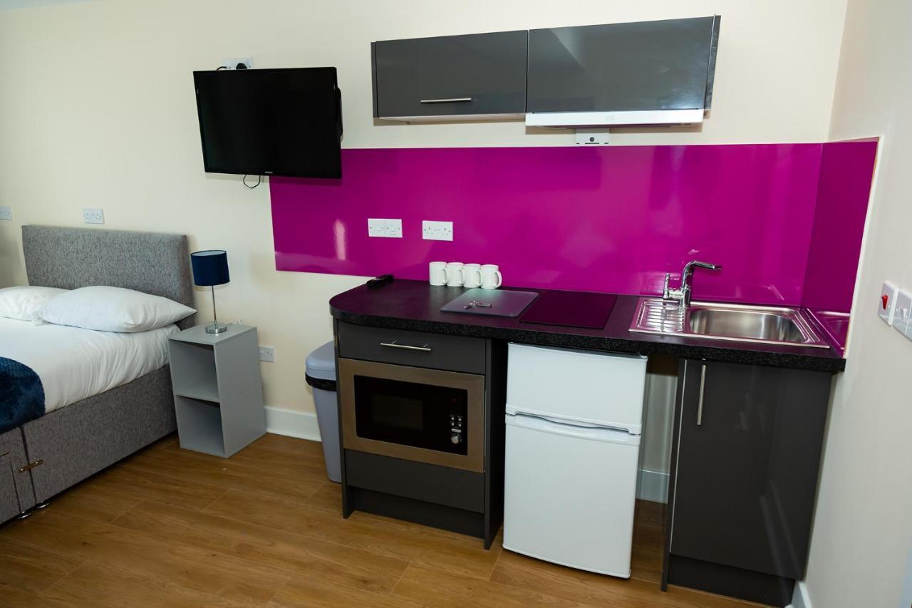 Alexander Apartments Studios Apartment