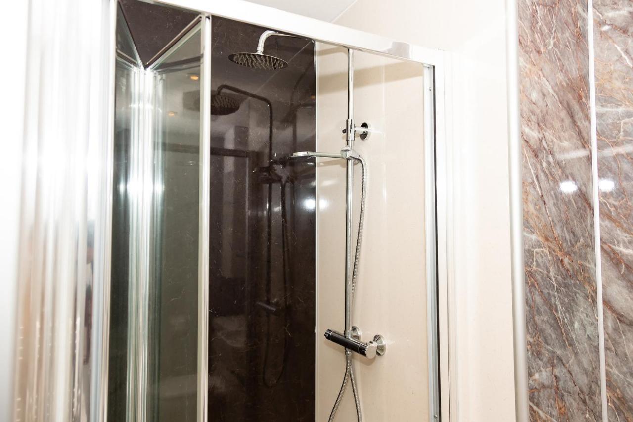 Apartment Alexander Apartments Studios Newcastle upon Tyne