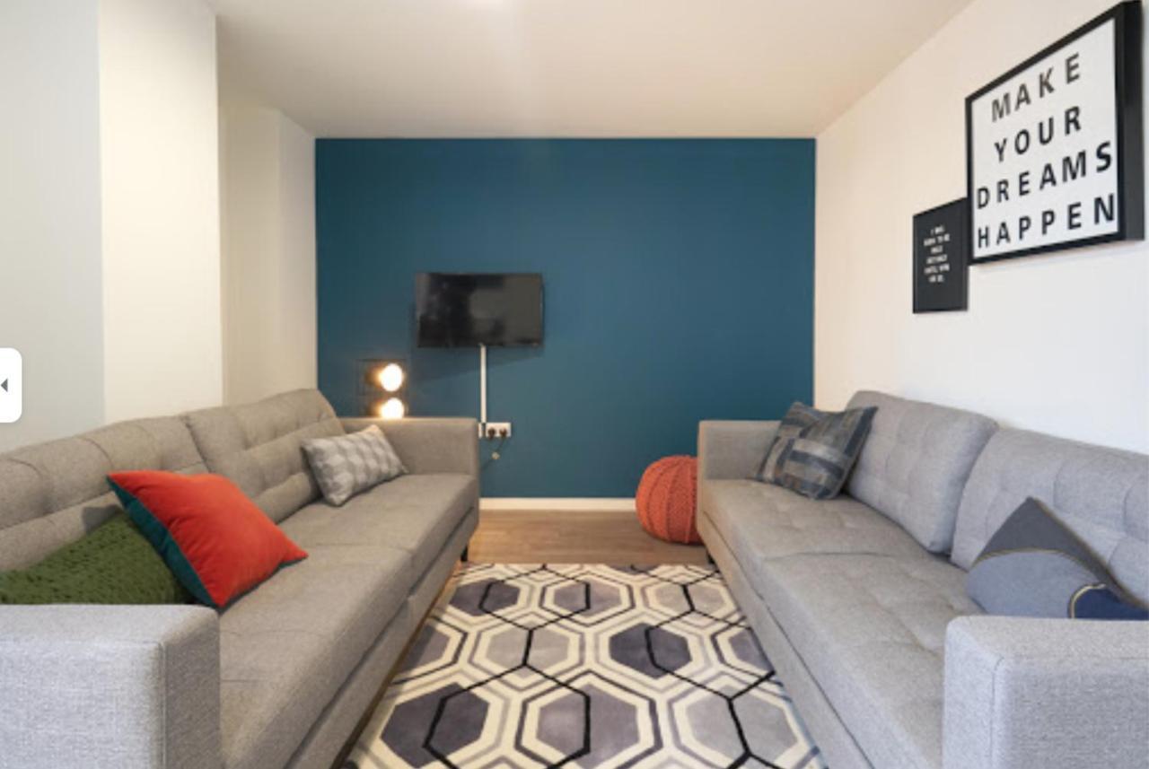 Charming Rooms, Newcastle Upon Tyne - Sk Apartment *