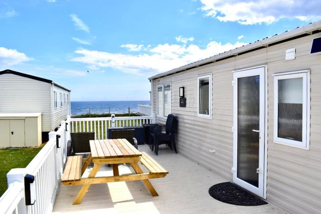 New Sea View Platinum Caravan With Huge Decking Newcastle upon Tyne