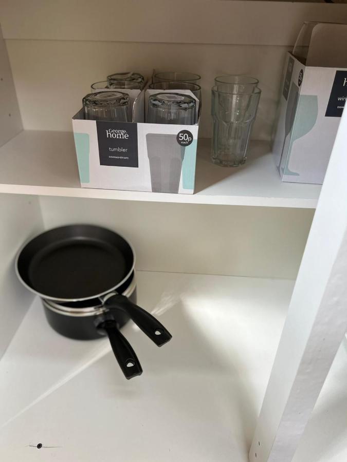 Apartment Nuns Moor Fully Equipped Kitchen Free Parking Netflix