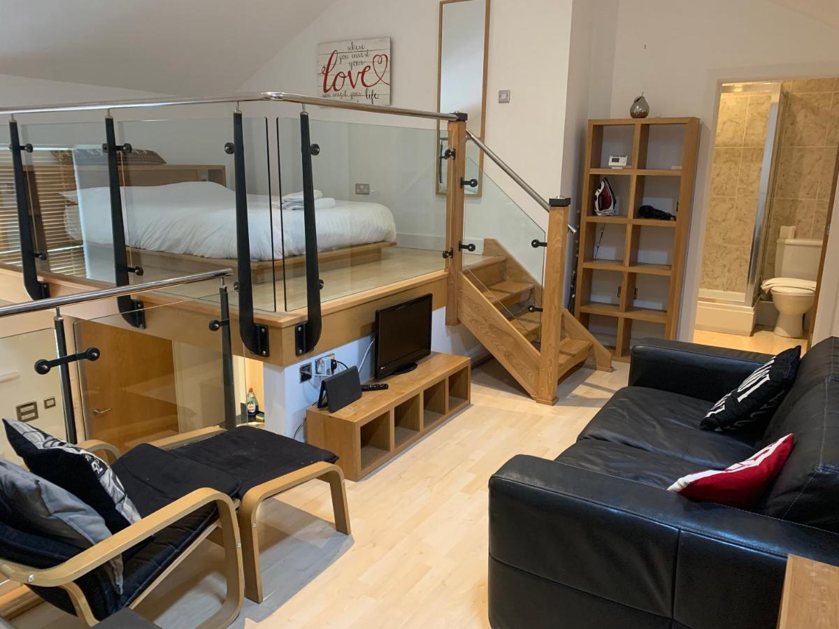 Stunning 1-bed In Apartment