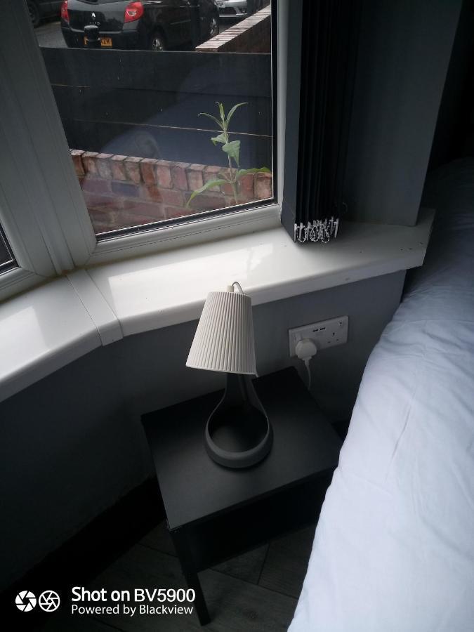 Nuns Moor Fully Equipped Kitchen Free Parking Netflix Apartment