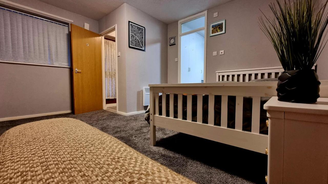Blackfriars Apartment