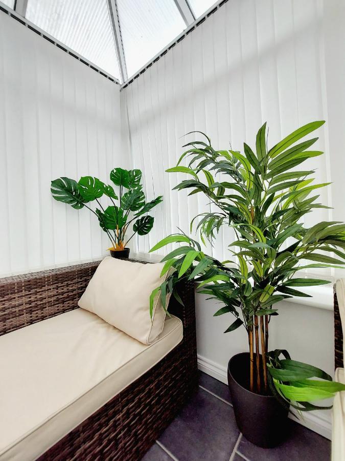 Apartment Lancaster House: Serviced 4-bed With Free Wi-fi And Parking Newcastle upon Tyne