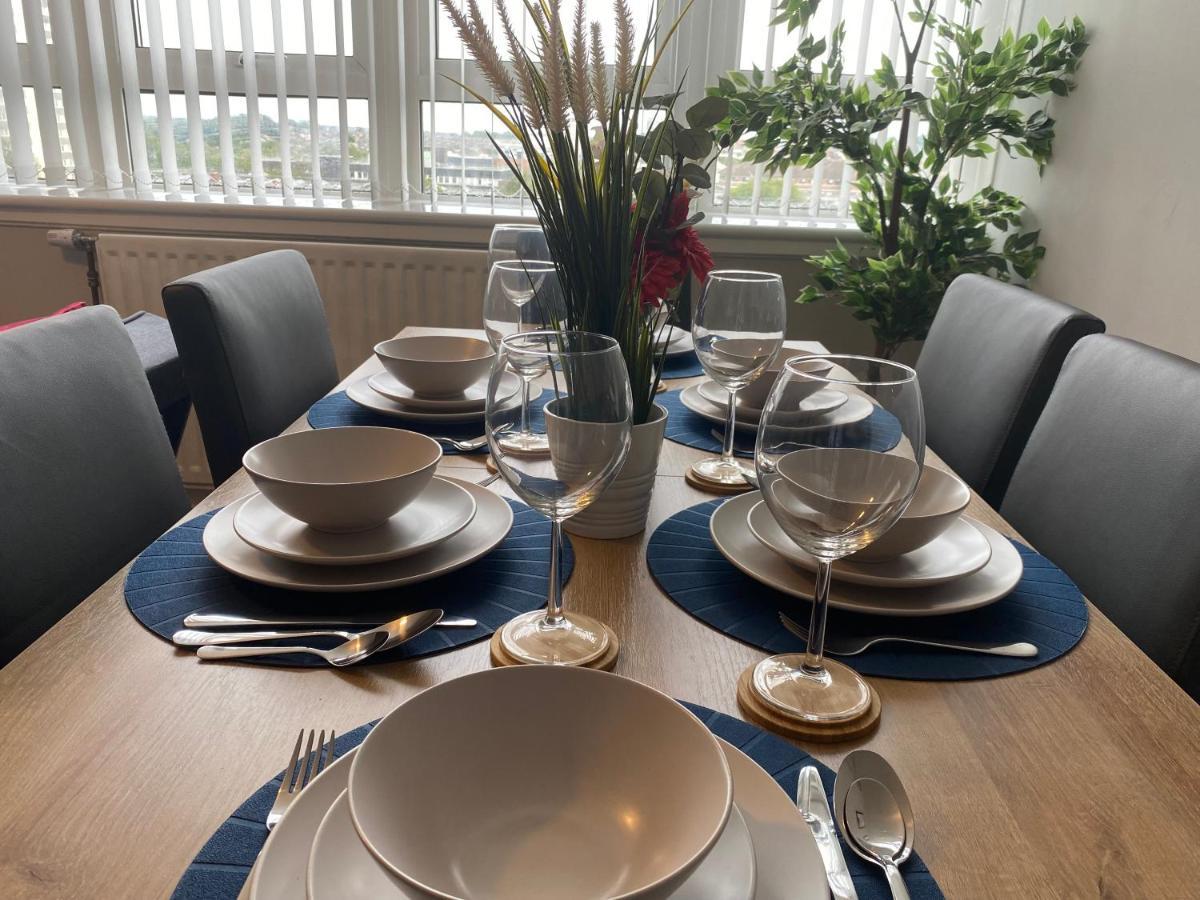 Apartment Pandon Court - Lovely 2 Bedroom Flat Near Centre *