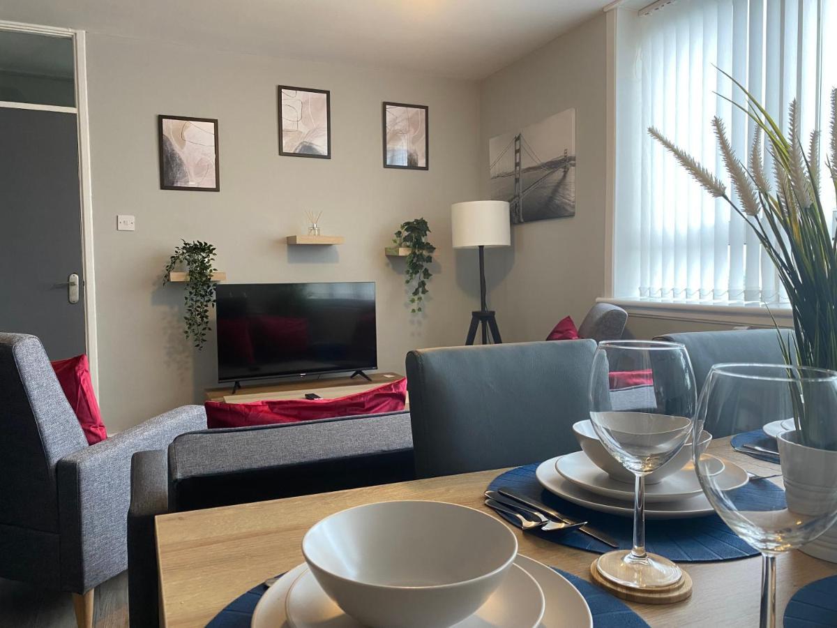 Pandon Court - Lovely 2 Bedroom Flat Near Centre * Newcastle upon Tyne