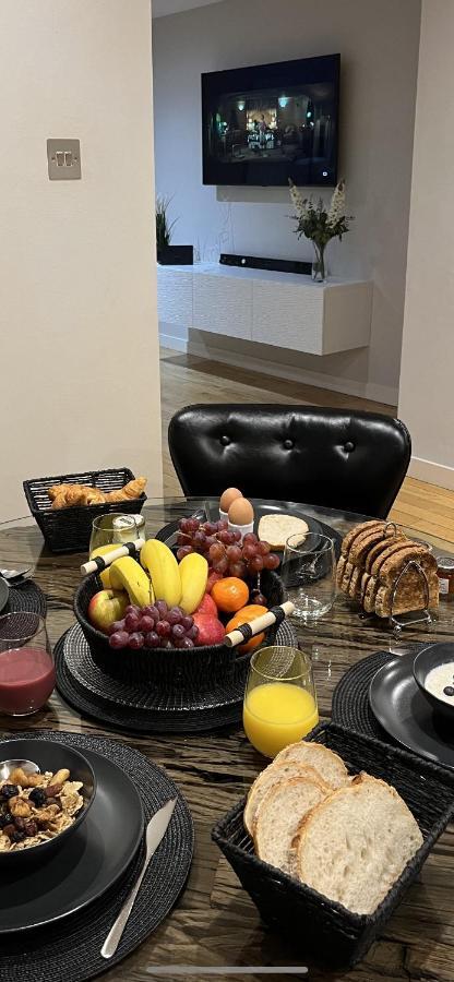 Ne1 Luxury Centre *