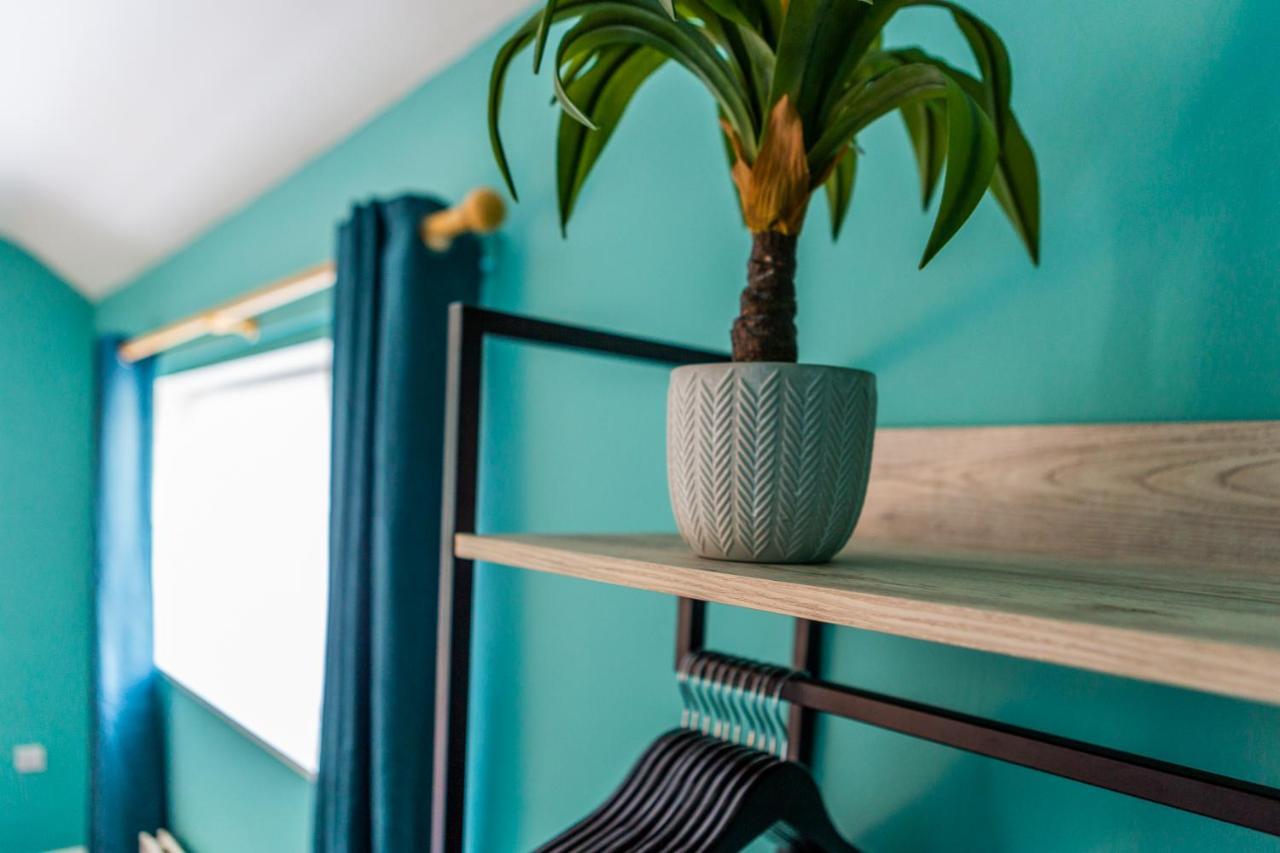 Oswalds House With Free Parking Ideal For Contractors And Families Newcastle upon Tyne