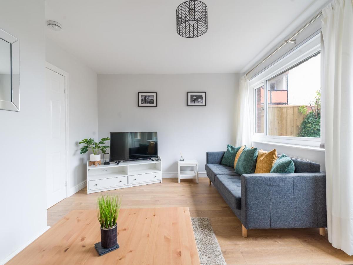 Charming 3-bed House In * Newcastle upon Tyne