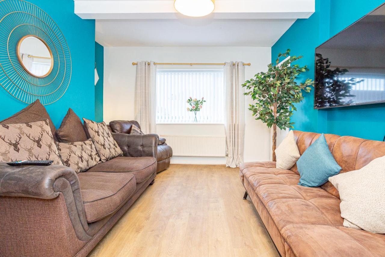 Holiday home Oswalds House With Free Parking Ideal For Contractors And Families Newcastle upon Tyne